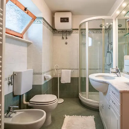 Gorgeous In With Jacuzzi Casa vacanze Prasco